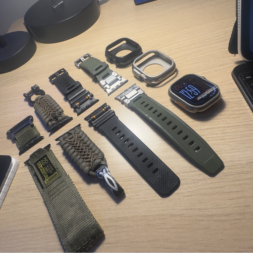 Apple Watch Ultra - Unlocked Cellular/wifi w/ 4 custom bands and two covers
